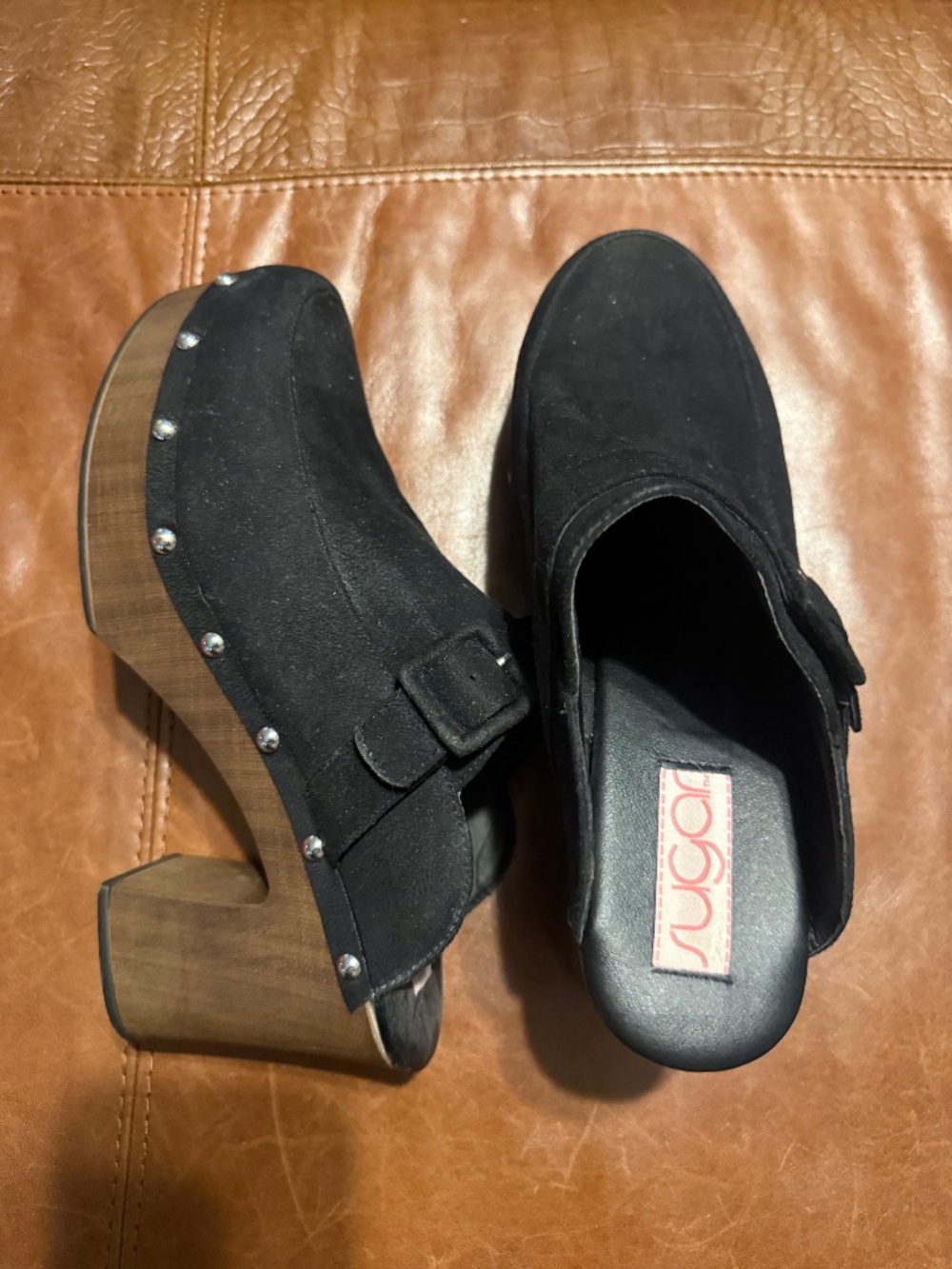 Women’s shoes